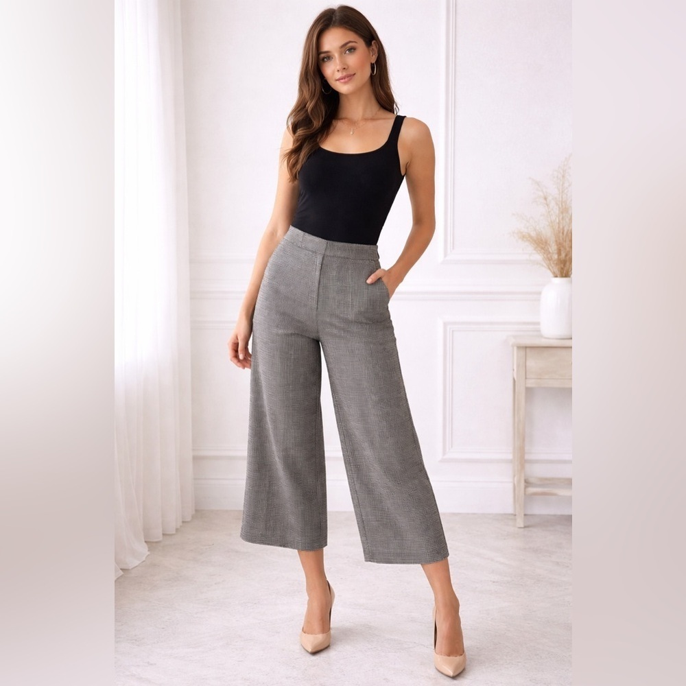 Max Studio Plaid Wide Leg Cropped Pants Size L side pockets Career Chic